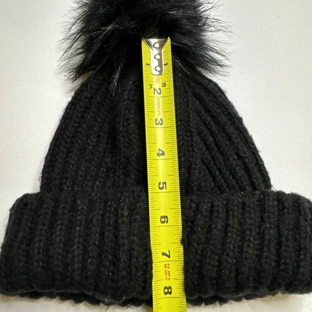 Topshop Black Ribbed‎ Knit Beanie Faux Fur Pom Pom Winter Hat 19E19NBLK